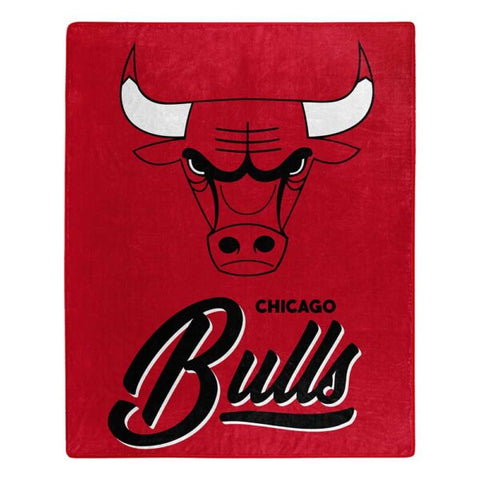 Chicago Bulls 50" x 60" Signature Royal Plush Throw Blanket