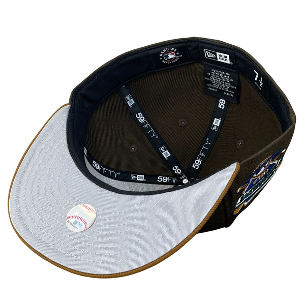 New Era Cleveland Guardians Progressive Field Metallic Two Tone Edition  59Fifty Fitted Hat, DROPS