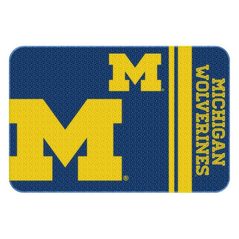 Michigan Wolverines 20" x 30" Rounded Edge Bath Rug