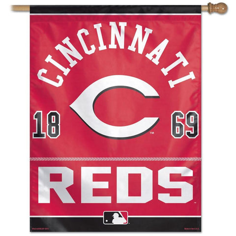 Cincinnati Reds 27" X 37" Vertical Flag