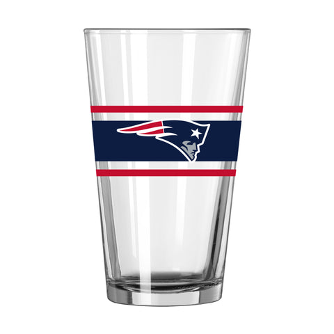 New England Patriots 16oz. Stripe Pint Glass
