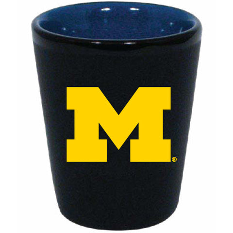 Michigan Wolverines 2oz. Matte Black/Inner Color Shot