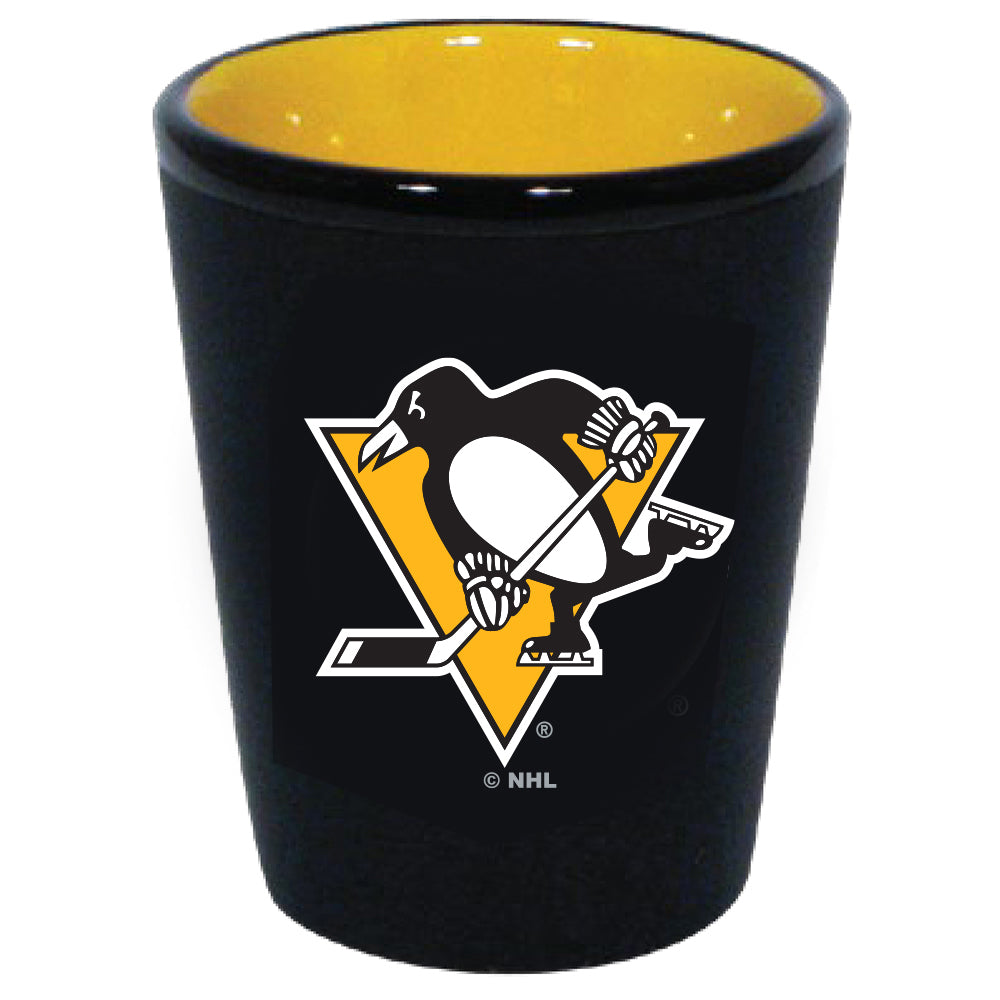 Pittsburgh Penguins 2oz. Matte Black/Inner Color Shot
