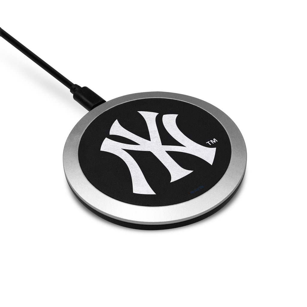 New York Yankees Wireless Charging Pad