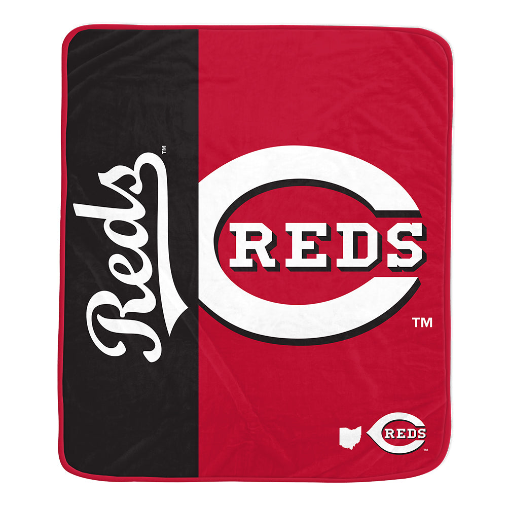 Cincinnati Reds 50" x 60" End Zone Roll Throw Blanket