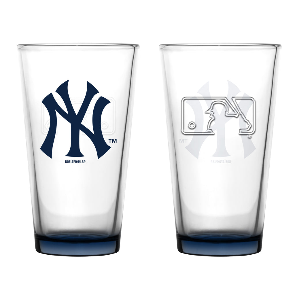 New York Yankees 16oz Embossed Pint Glass