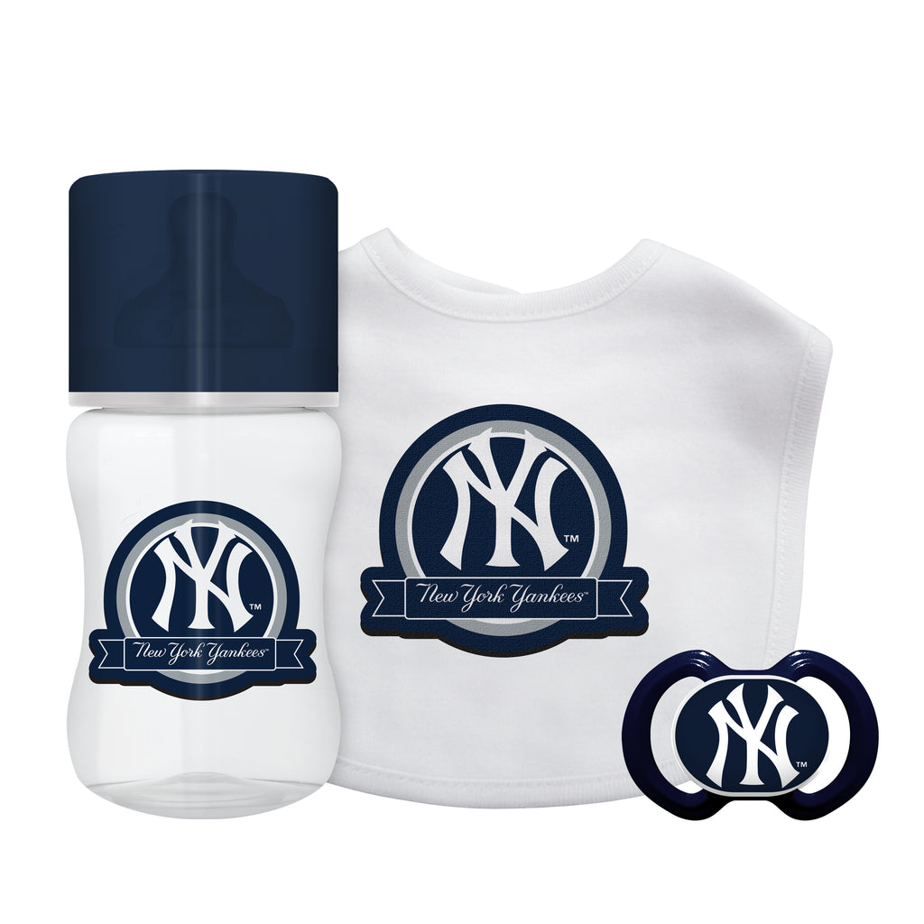 New York Yankees Baby Gift Set