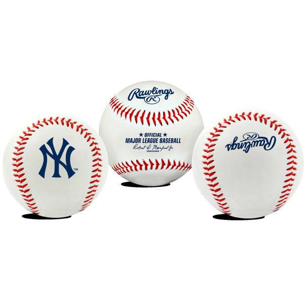 New York Yankees Baseball with Clamshell