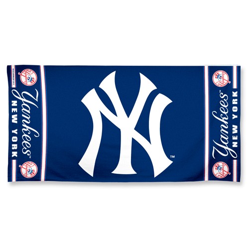 New York Yankees Center Logo Beach Towel
